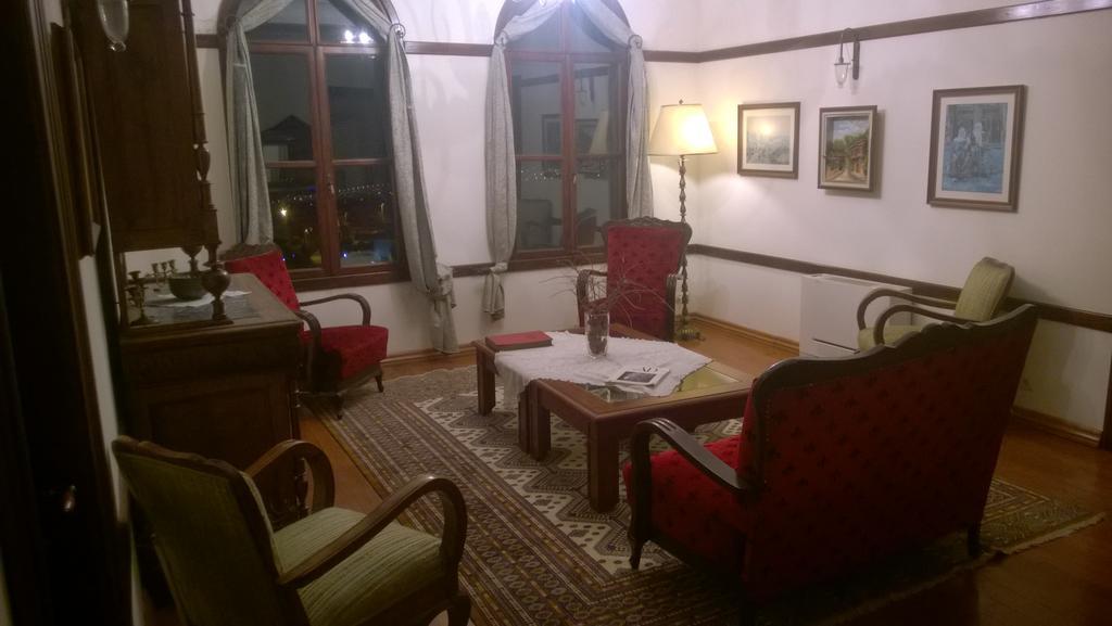 Altin Cesmeli Konak Altinoluk Bagian luar foto