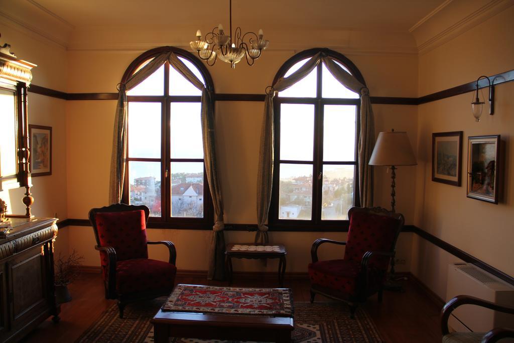 Altin Cesmeli Konak Altinoluk Bagian luar foto
