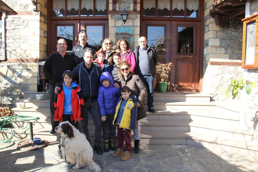 Altin Cesmeli Konak Hotel Altinoluk Bagian luar foto