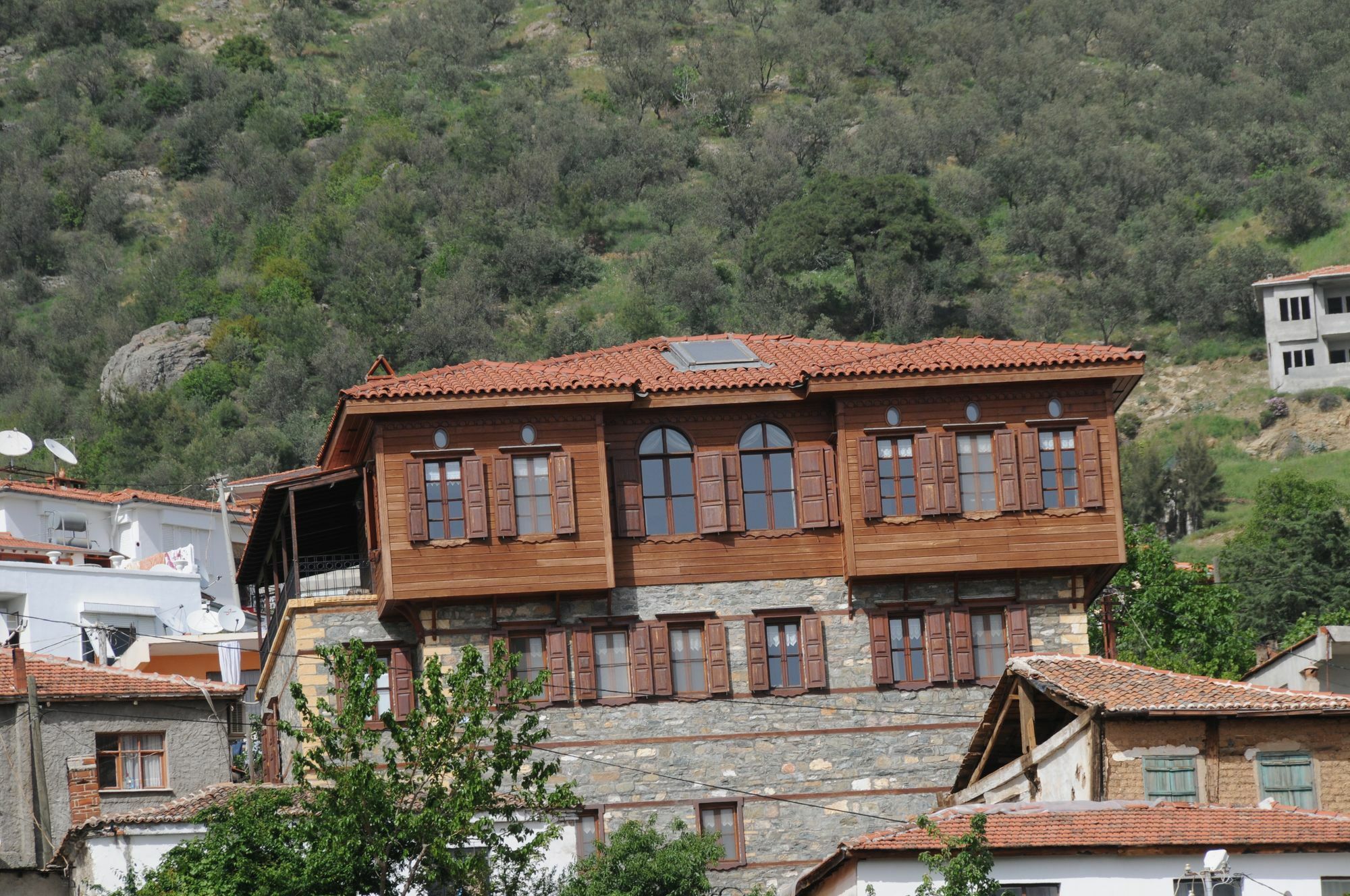 Altin Cesmeli Konak Hotel Altinoluk Bagian luar foto